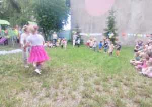 Ciocie nas wspierają