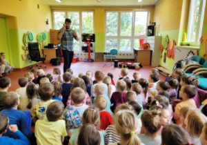 zapoznanie z instrumentami perkusyjnymi