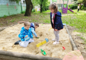 Nowy piasek w piaskownicy, czyli w szaleństwie budowania