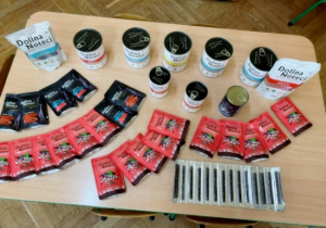 tyle karmy uzbieraliśmy - serdecznie dziękujemy!