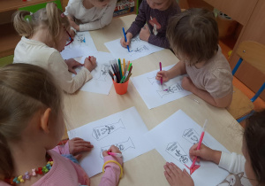 Praca przy stolikach