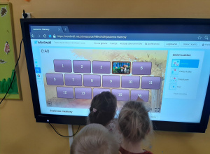 Ćwiczenia na tablicy interaktywnej