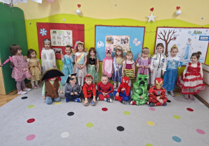 Motylki w karnawałowych strojach