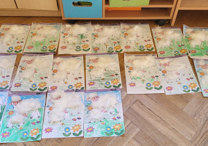 Wystawa prac - stado owiec