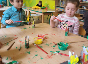 Praca plastyczna "Wiosenne kwiaty"